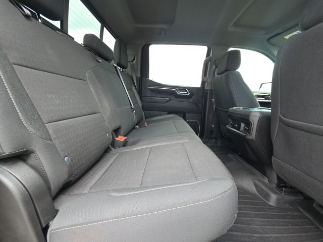 2023 Chevrolet Silverado 1500 RST photo 12