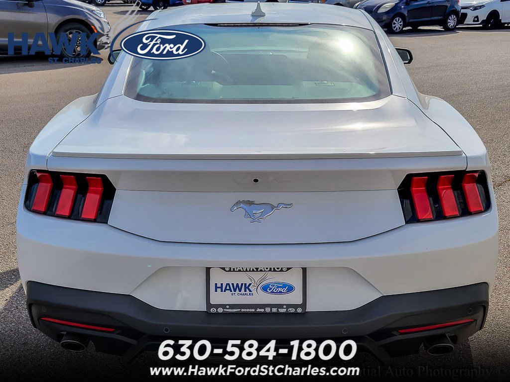 2025 FORD MUSTANG - Image 4