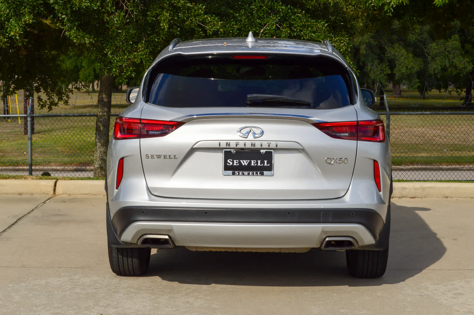 2020 Infiniti QX50 Luxe photo 5