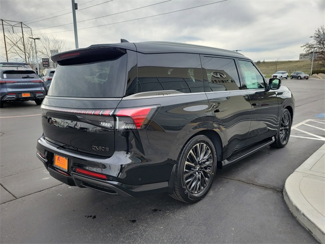 2025 Infiniti QX80 photo 7