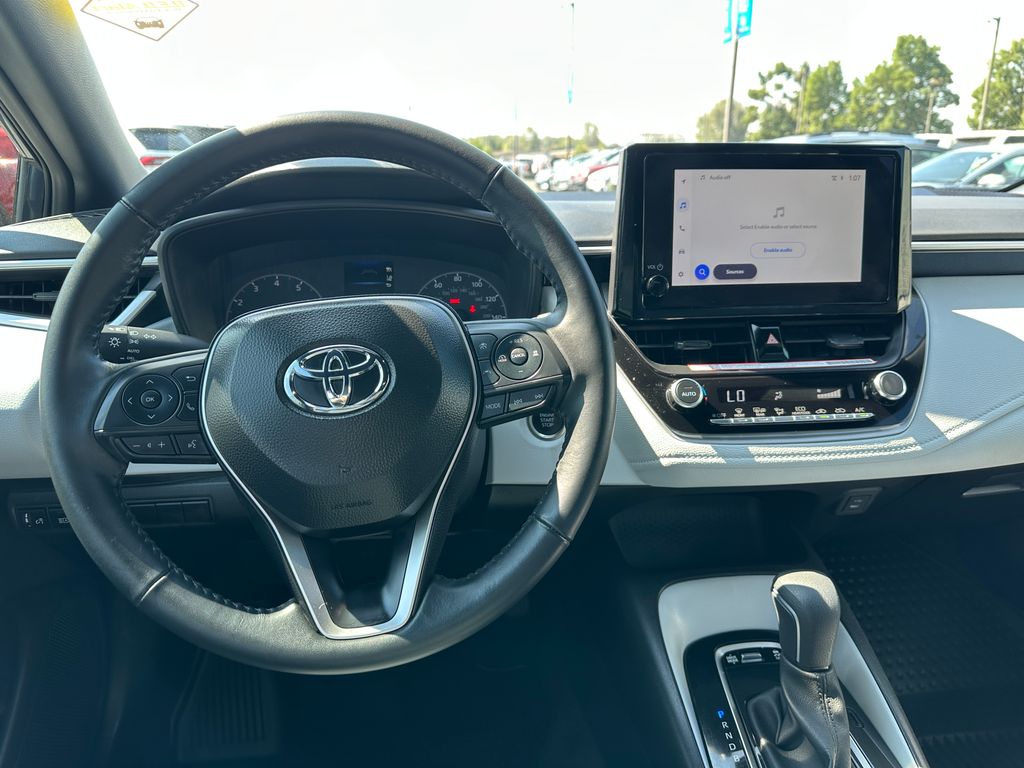 2025 Toyota Corolla SE photo 14