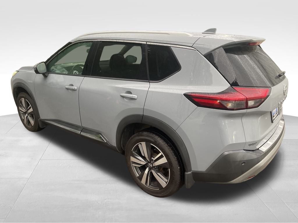 2021 Nissan Rogue SL photo 2