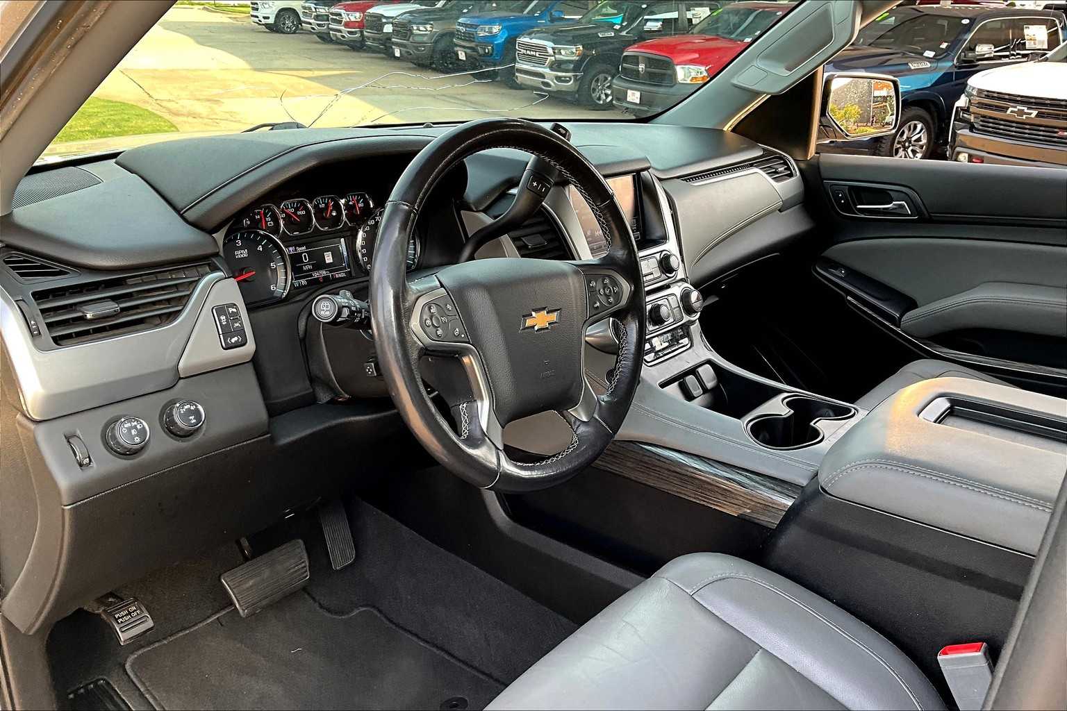2020 Chevrolet Tahoe LT photo 16