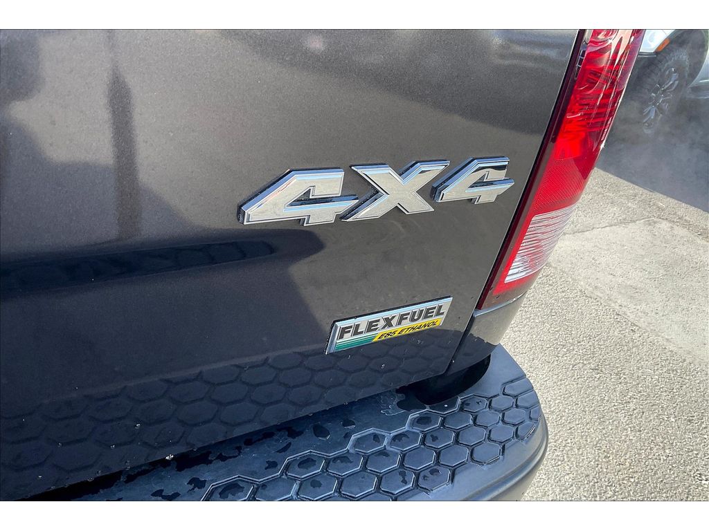 2016 Ram 1500 Tradesman photo 8