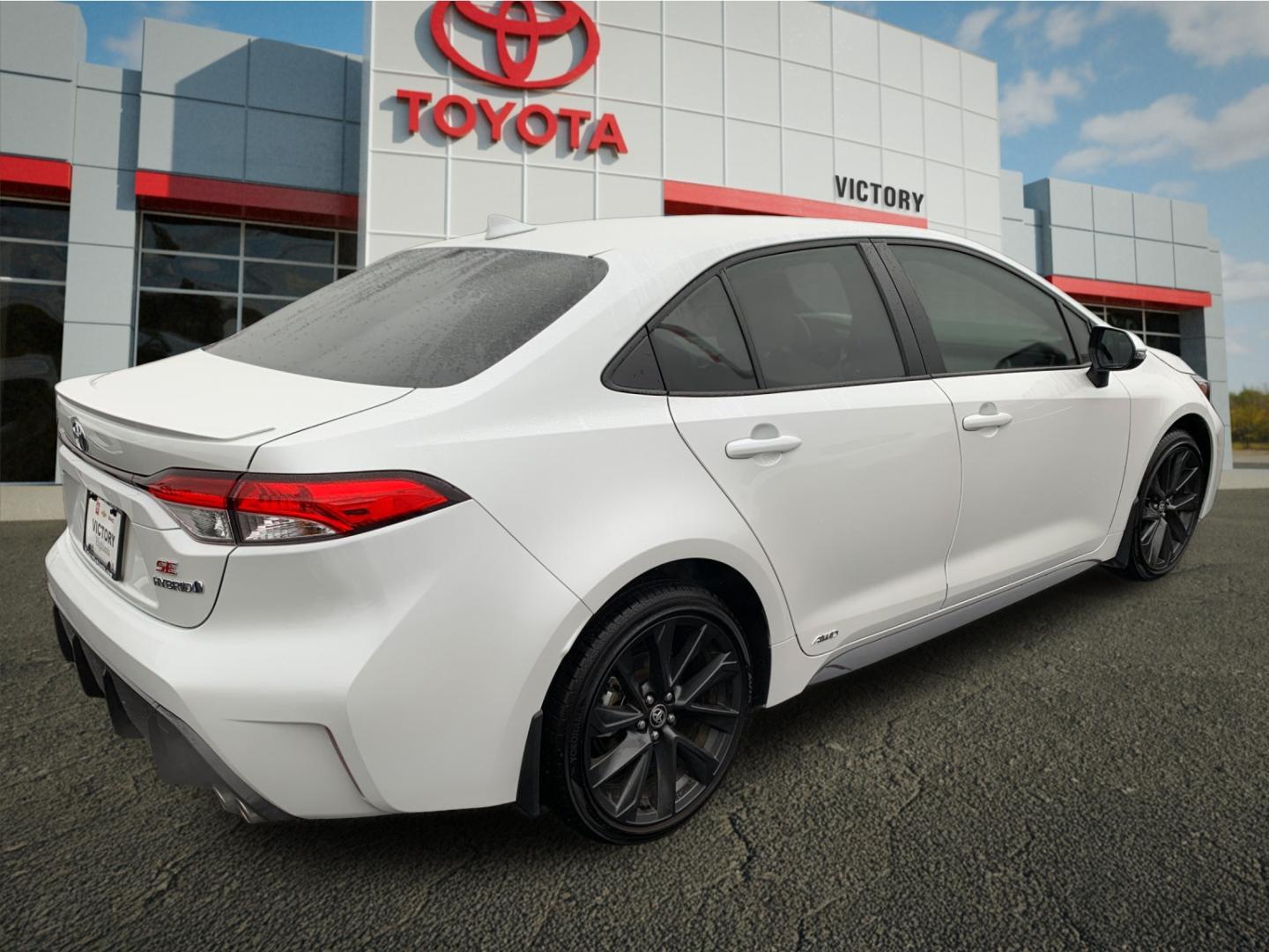 2024 Toyota Corolla Hybrid SE photo 3