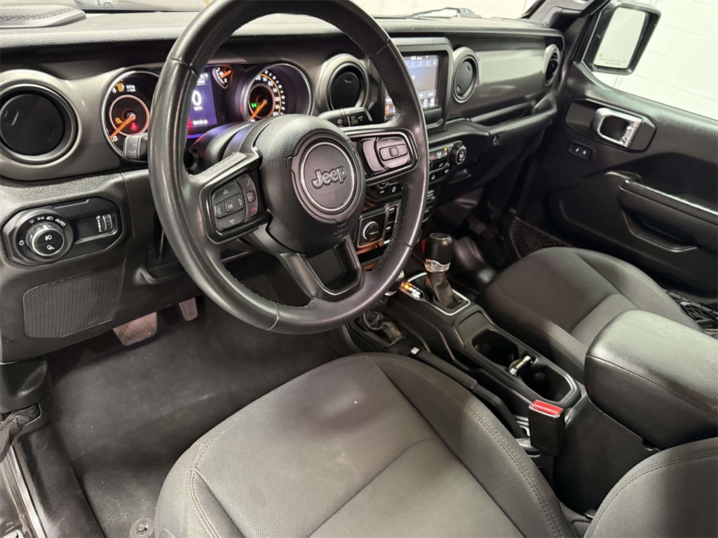 2023 Jeep Gladiator Sport photo 15