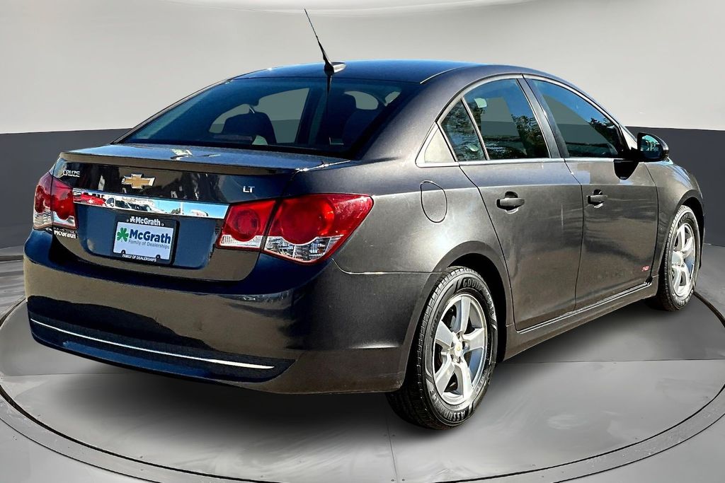 2014 Chevrolet Cruze photo 4