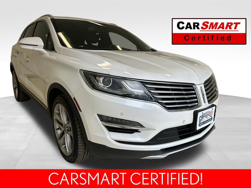 2015 Lincoln MKC Base's photo