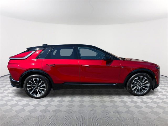 2025 Cadillac Lyriq Sport photo 4