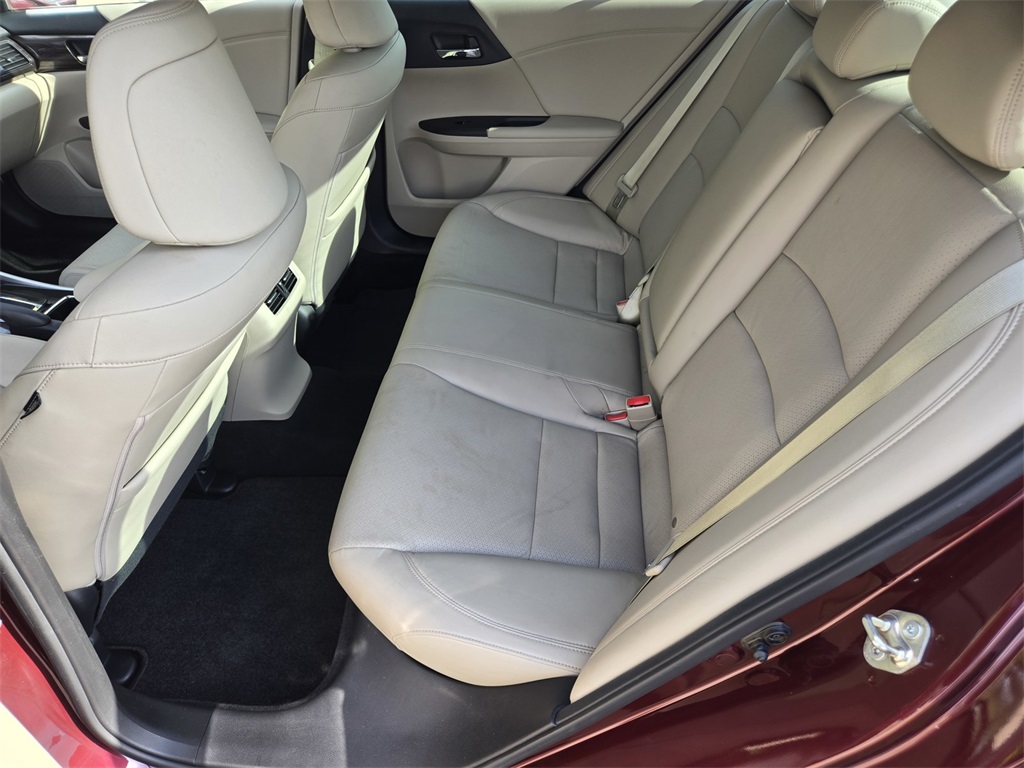 2016 Honda Accord EX-L photo 13