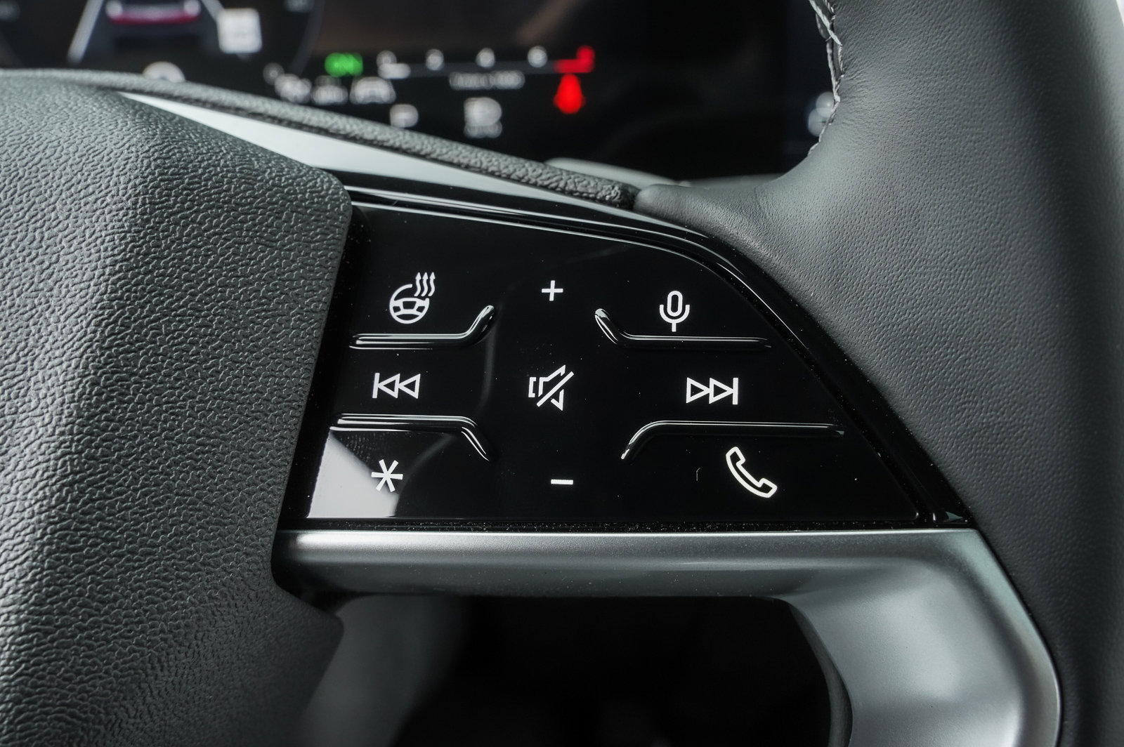 2025 Audi Q5 Premium Plus photo 11