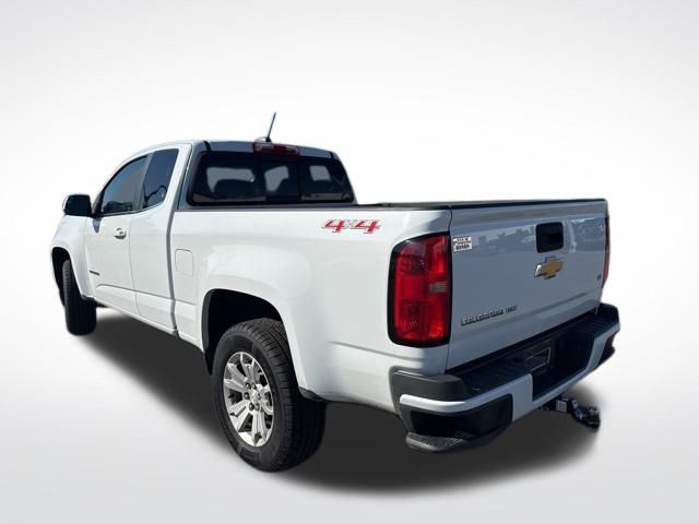 2018 Chevrolet Colorado LT photo 2