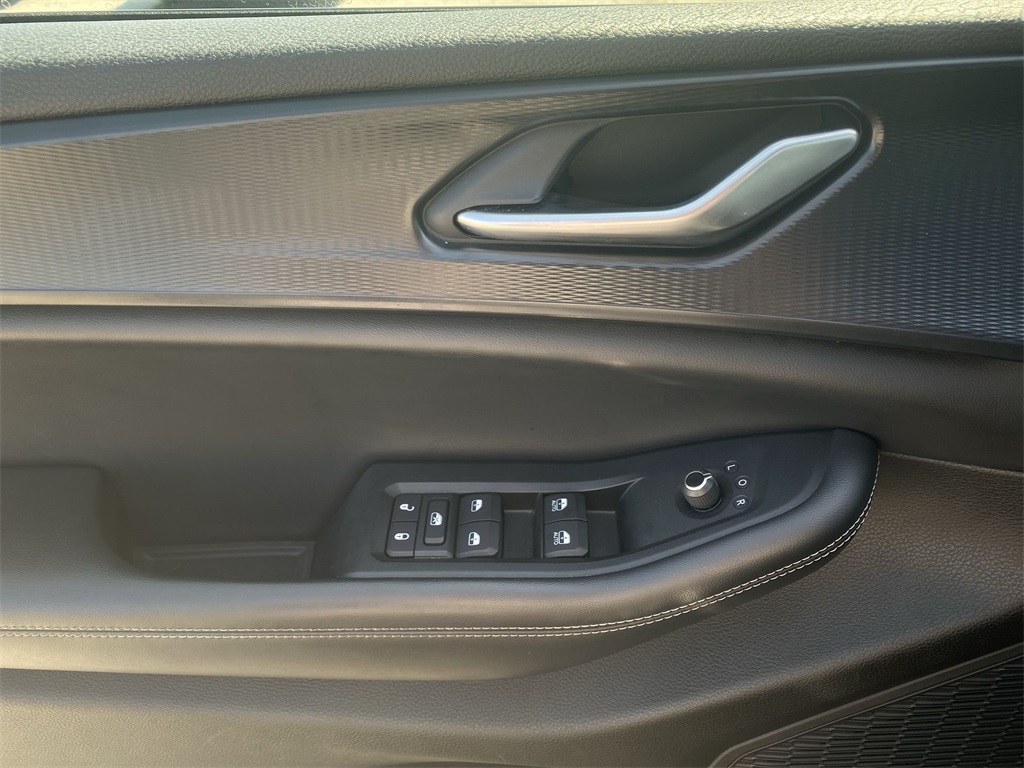 2023 Jeep Grand Cherokee Altitude photo 15