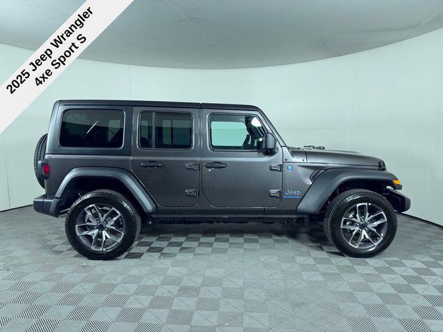 2025 Jeep Wrangler Sport S 4xe photo 9