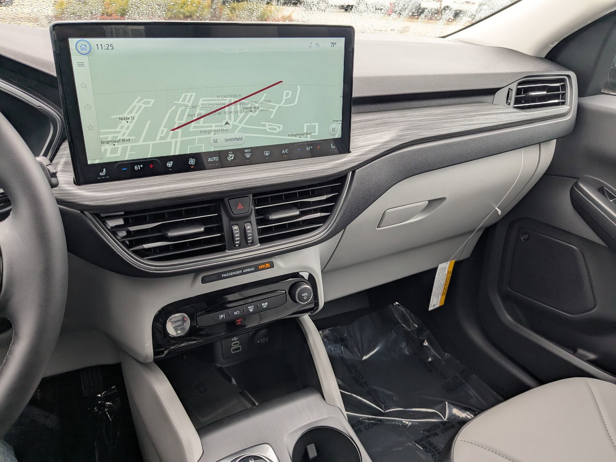 2025 Ford Escape Plug-In Hybrid photo 21
