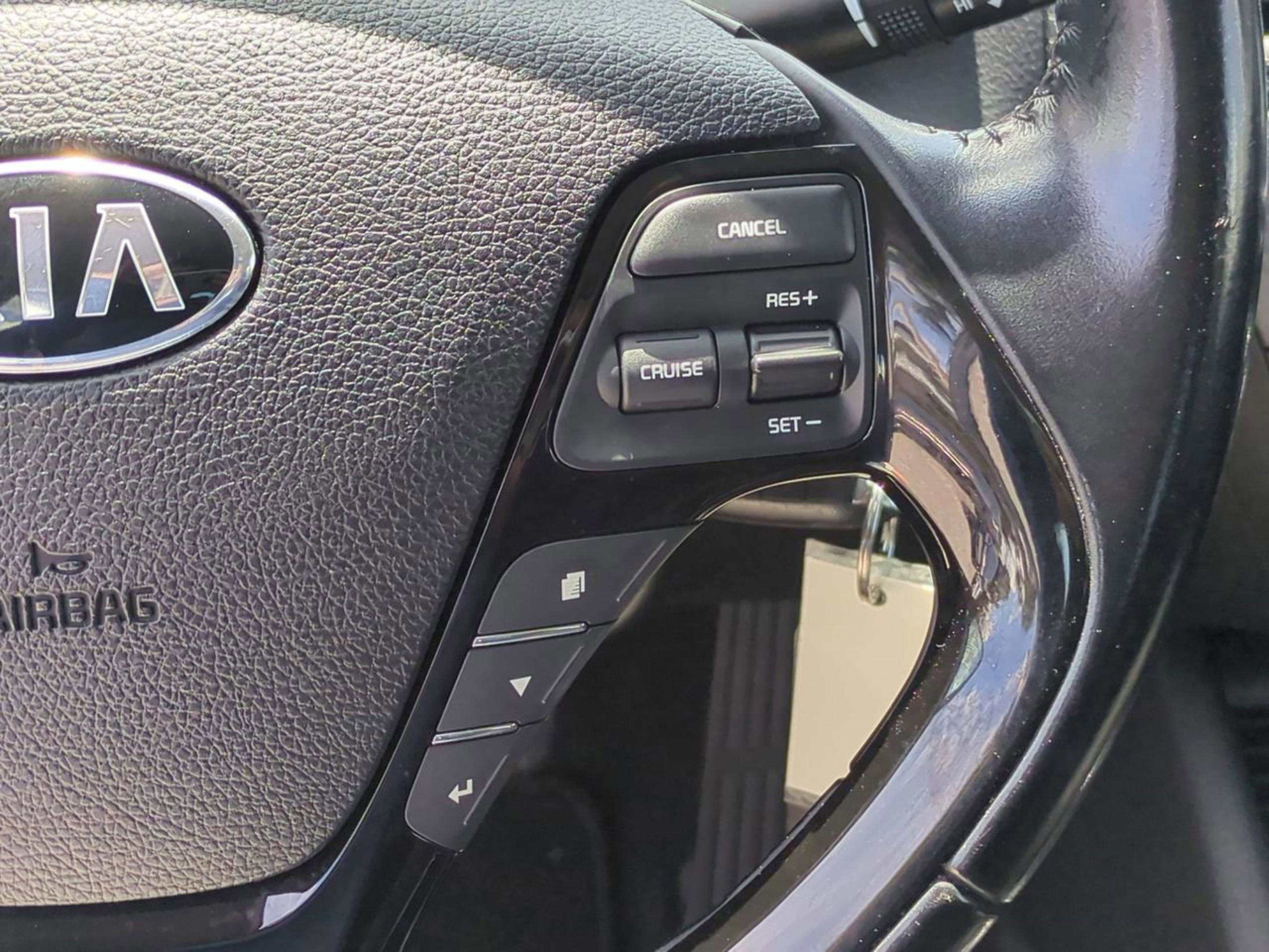 2017 Kia Forte S photo 20