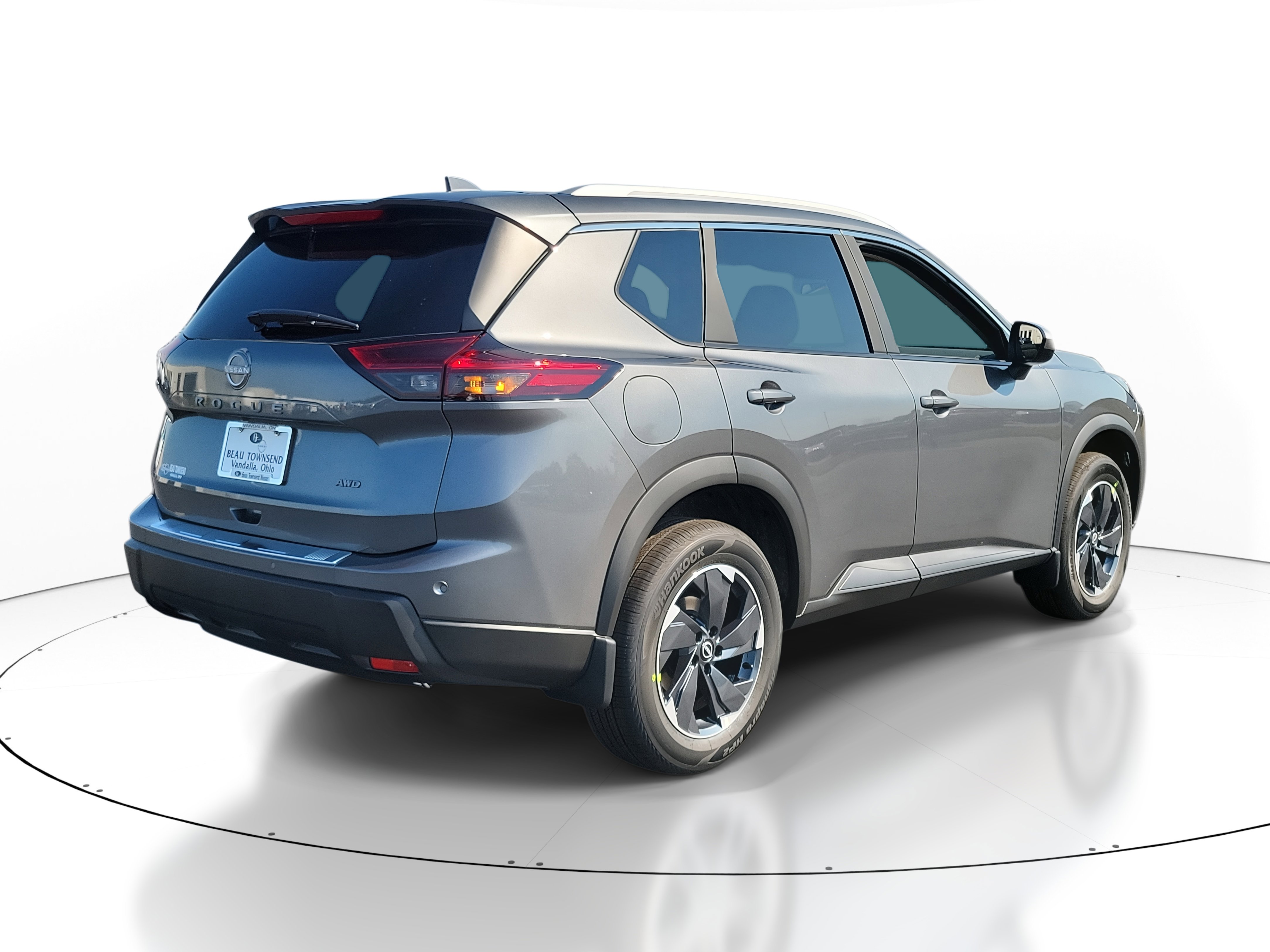 2026 Nissan Rogue SV photo 4