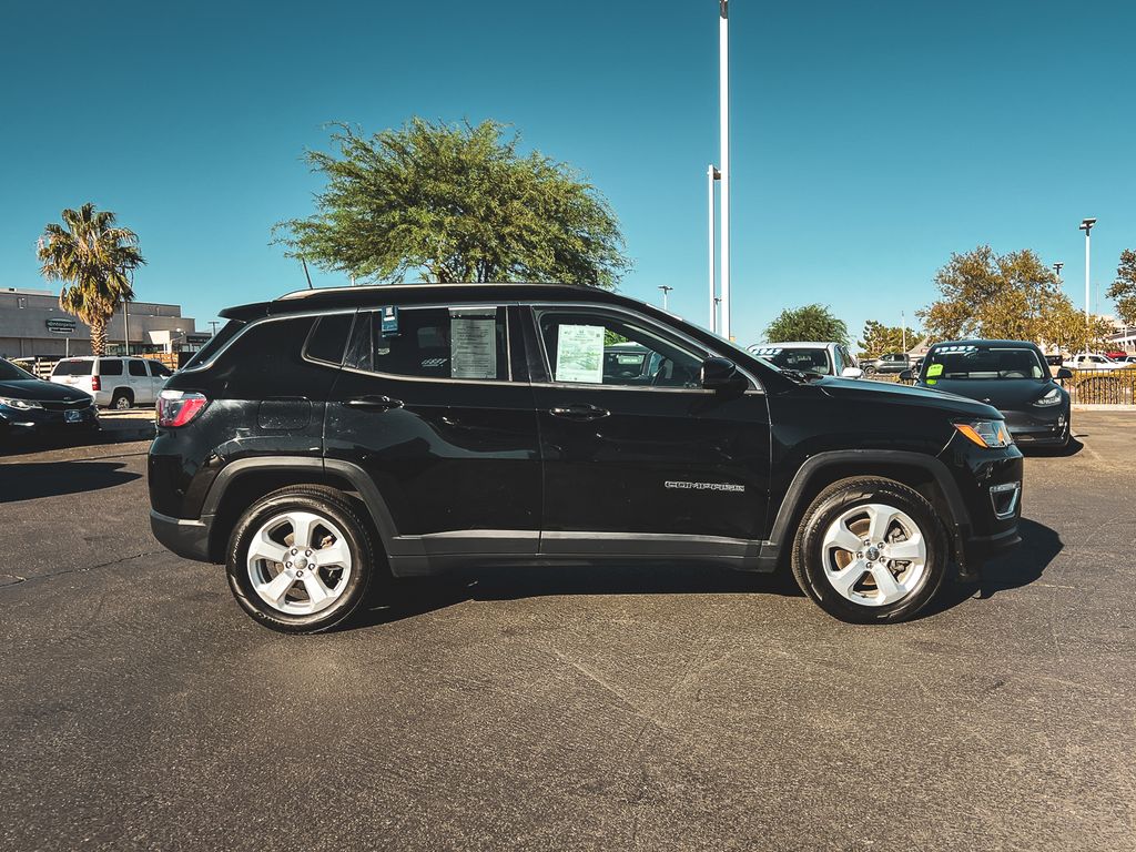 2019 Jeep Compass Latitude photo 8