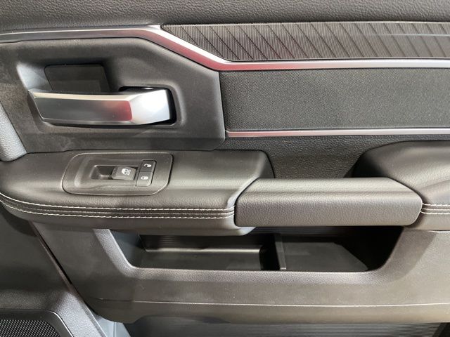 2025 Ram 2500 Big Horn photo 38