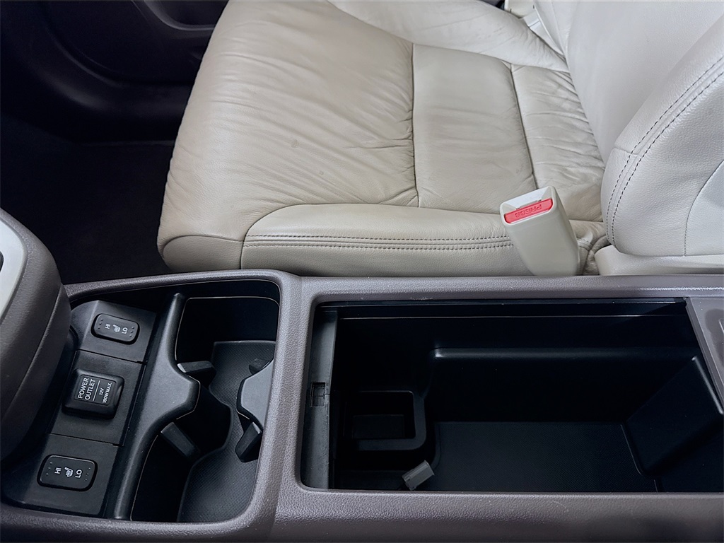 2013 Honda CR-V EX-L photo 30
