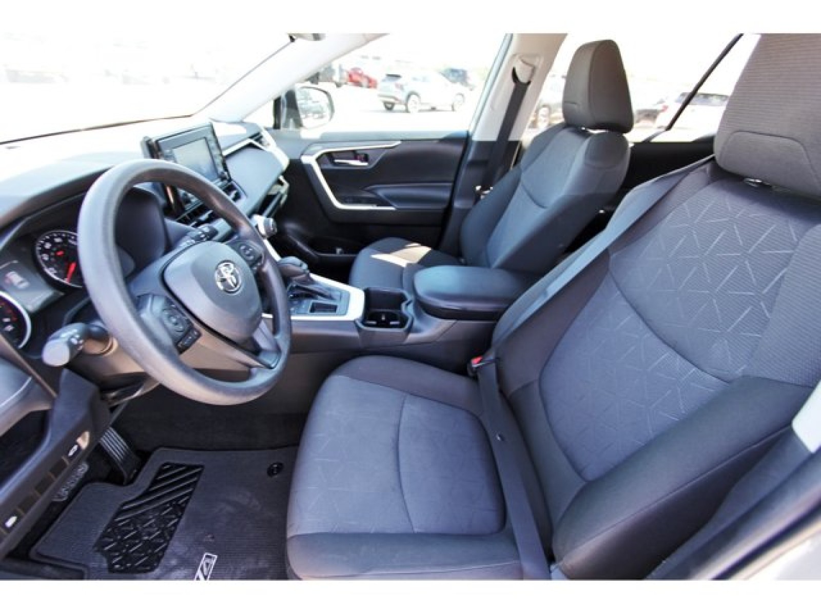 2022 Toyota RAV4 XLE Green at TX Auto Group