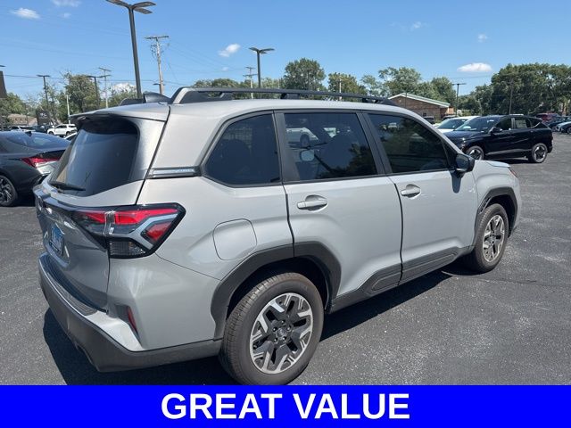 2025 Subaru Forester Premium Base photo 3