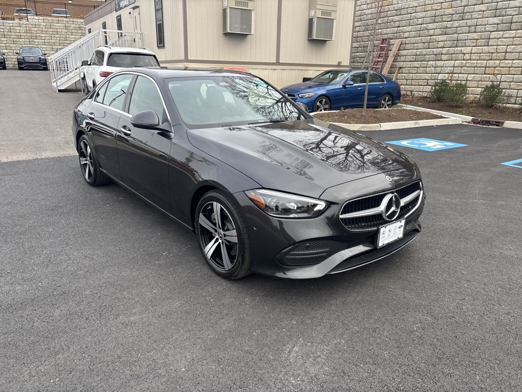 2025 Mercedes-Benz C-Class Sedan C 300's photo