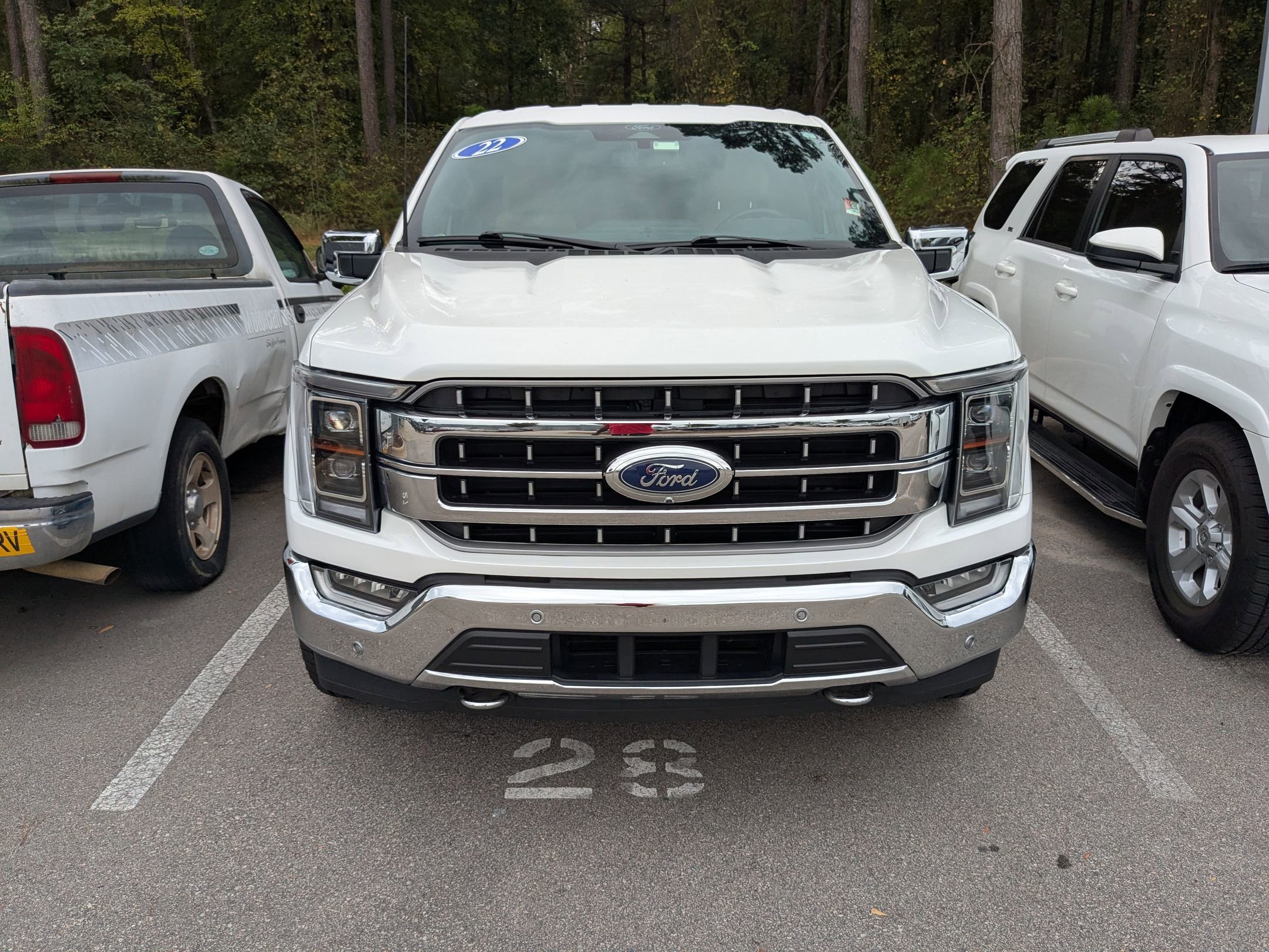 2022 Ford F-150 Lariat photo 2