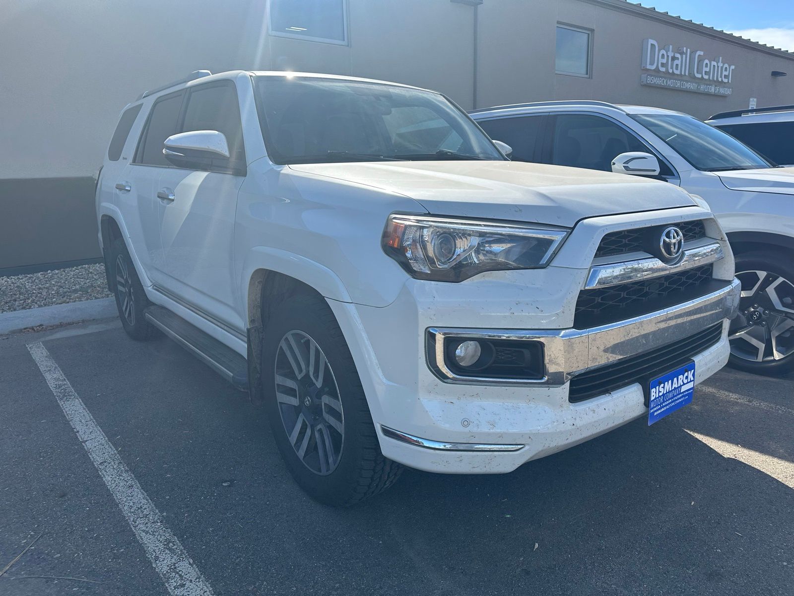 2017 Toyota 4Runner SR5 photo 3