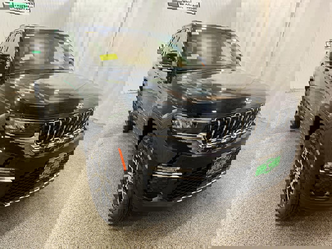 2025 Jeep Grand Cherokee Limited's photo