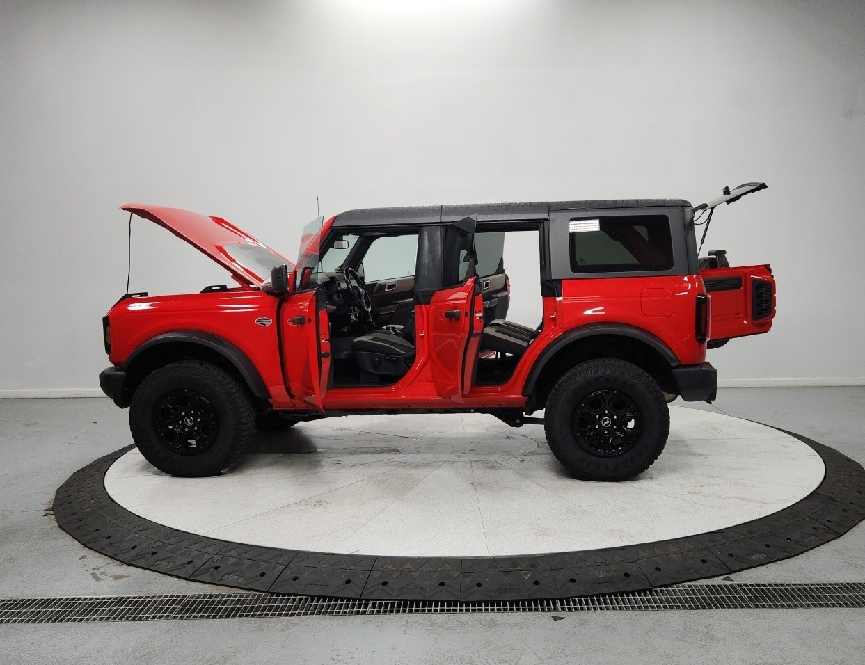 2022 Ford Bronco Wildtrak photo 10