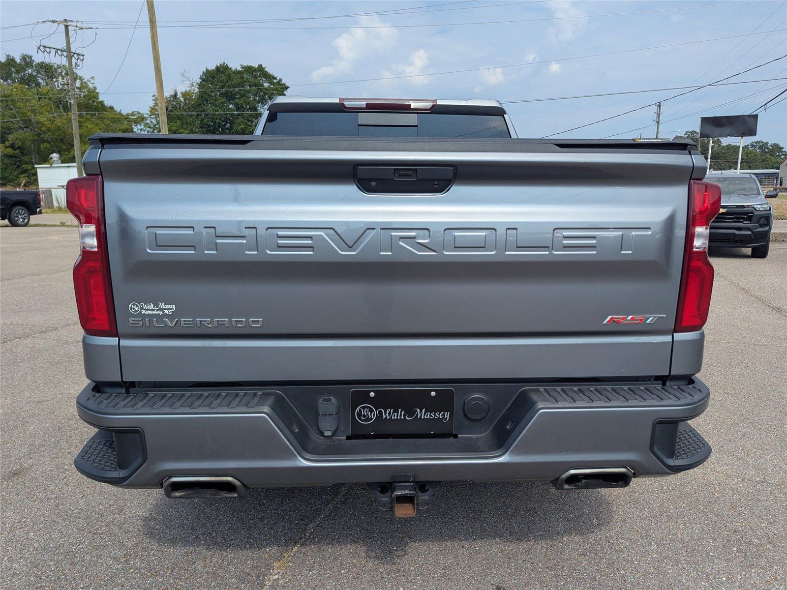 2021 Chevrolet Silverado 1500 RST photo 4