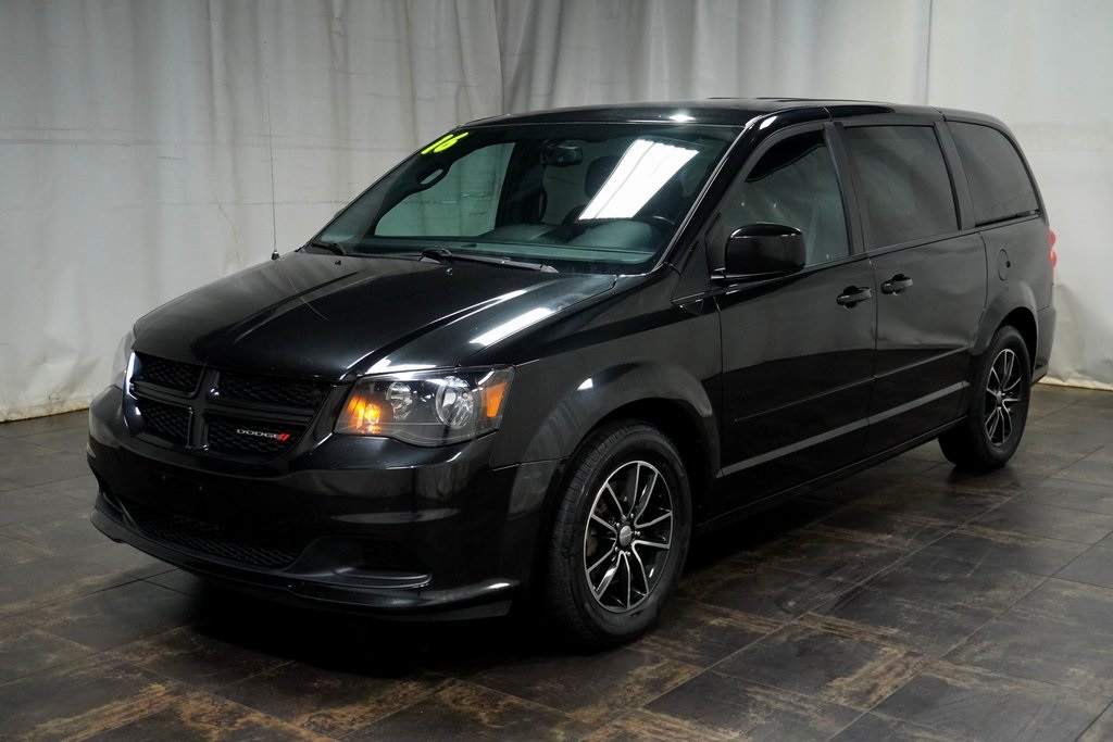 Used 2016 Dodge Grand Caravan SE Plus with VIN 2C4RDGBG1GR252032 for sale in Boardman, OH