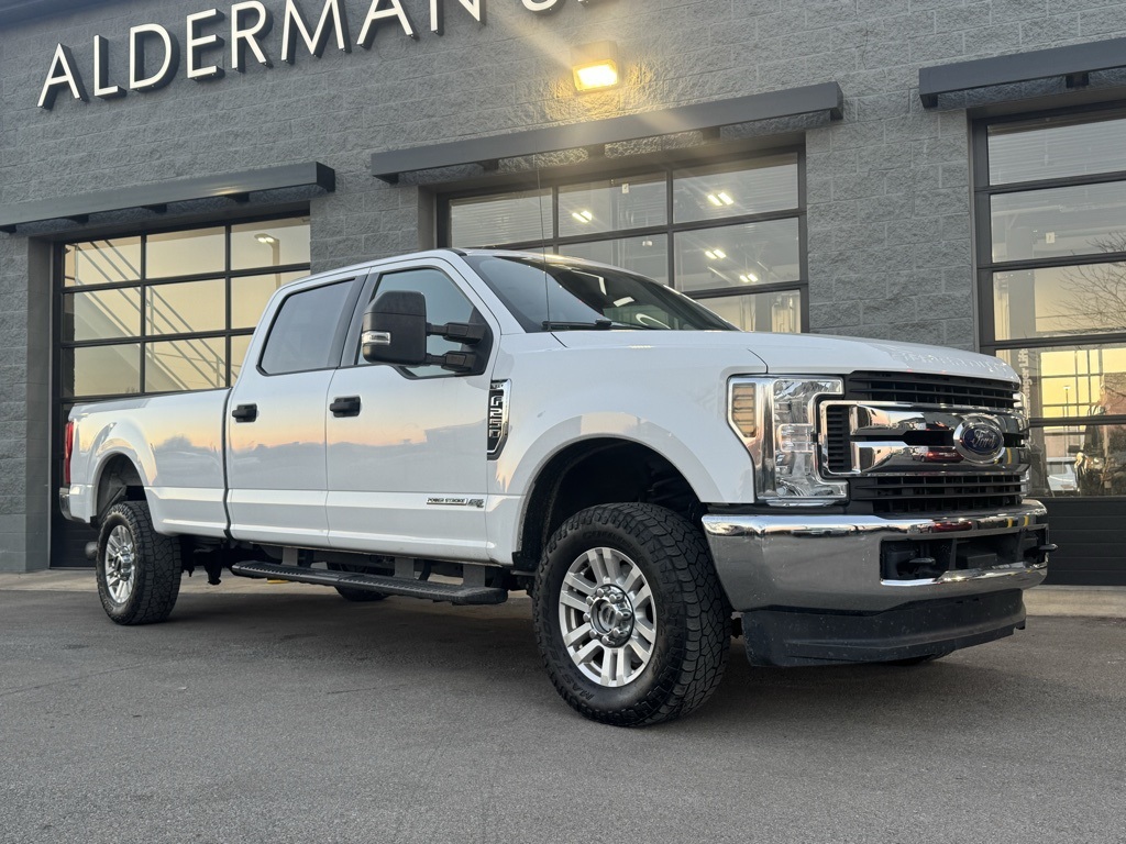 2019 Ford F-250 Super Duty XLT's photo