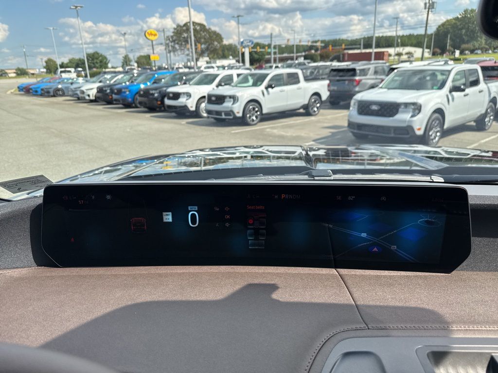 2025 Ford Expedition King Ranch photo 25