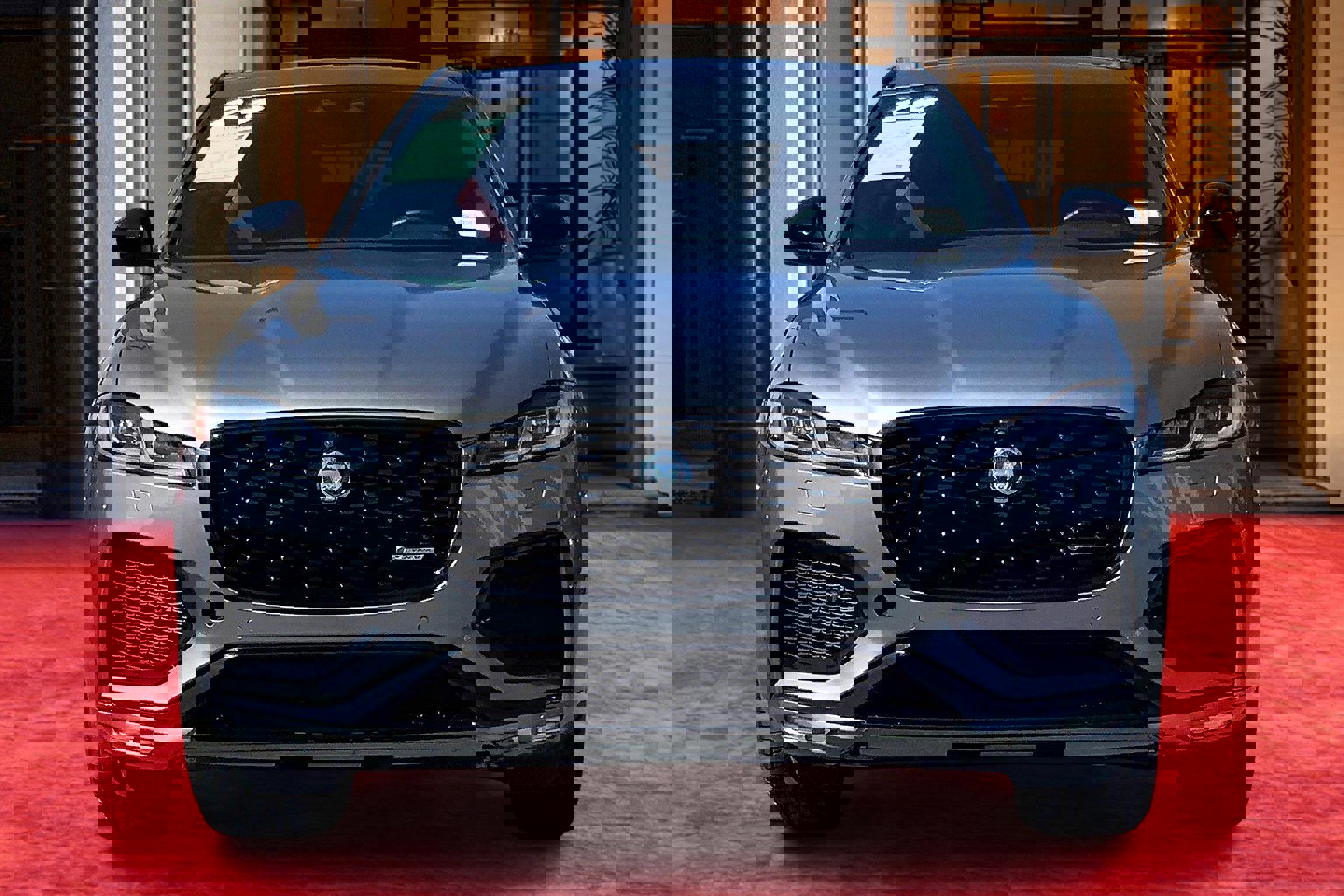 2024 Jaguar F-PACE P250 R-Dynamic S photo 3