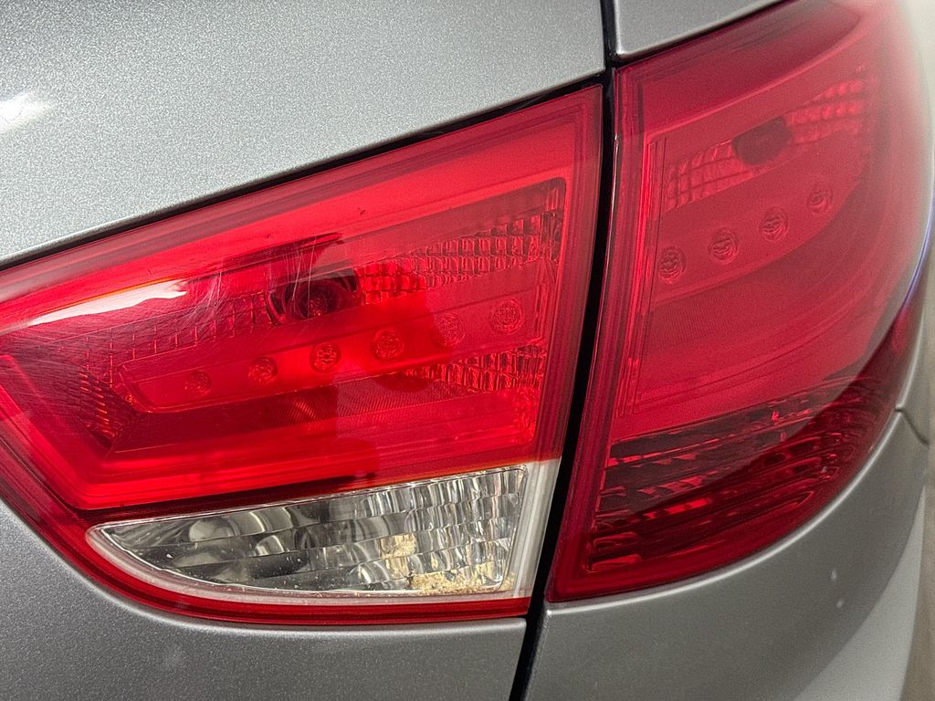 2014 Hyundai Tucson SE photo 29
