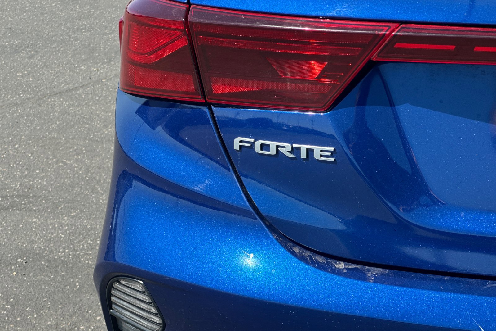 2023 Kia Forte LXS photo 25