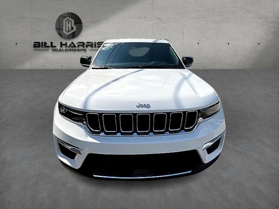 2025 Jeep Grand Cherokee Limited photo 2