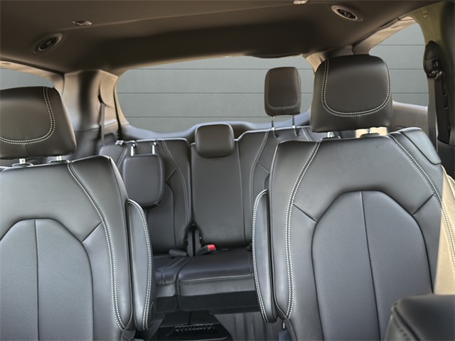 2026 Chrysler Pacifica photo 25