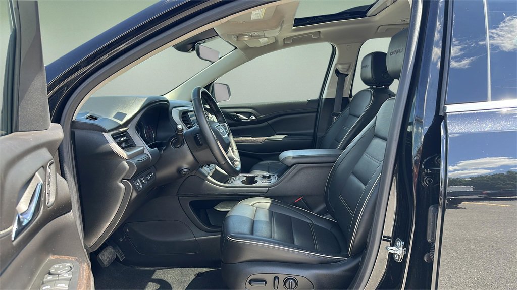 2023 Gmc Acadia Denali photo 4