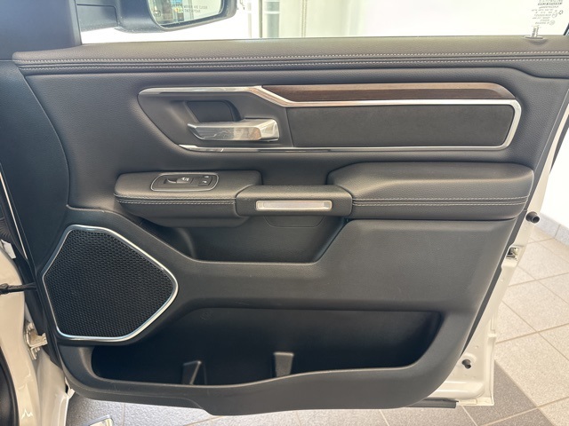 2021 Ram 1500 Laramie photo 11