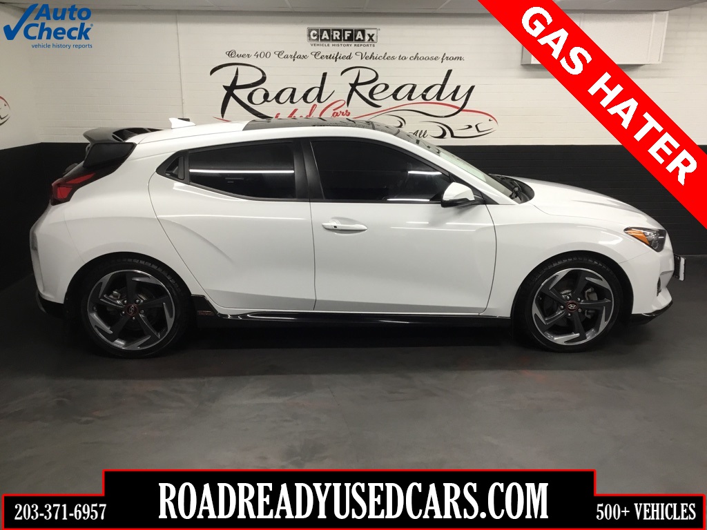 2021 Hyundai Veloster Base's photo