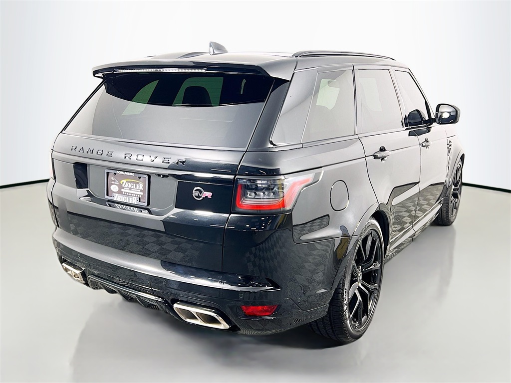 2022 Land Rover Range Rover Sport SVR photo 2
