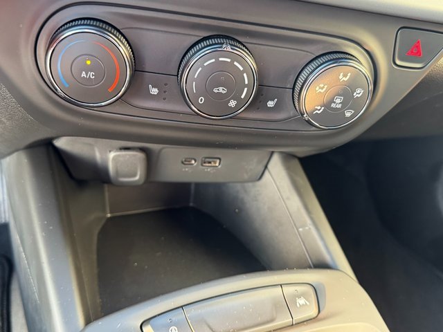 2025 Chevrolet Trax photo 18
