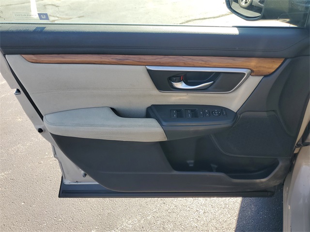 2017 Honda CR-V EX photo 17