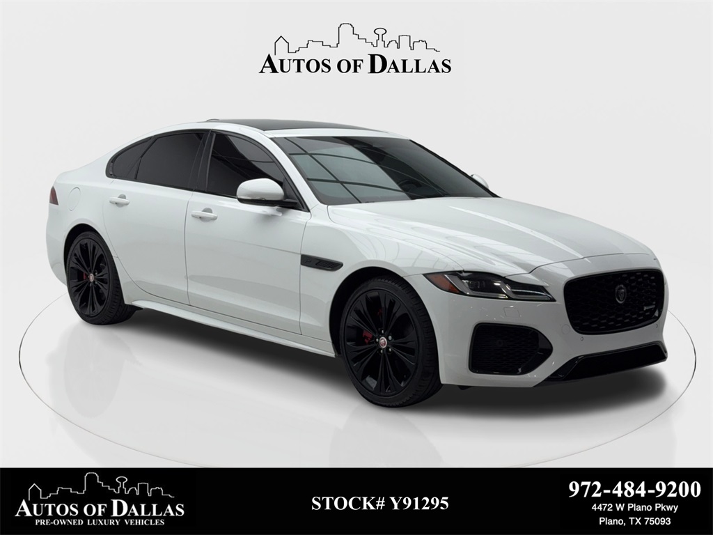 2022 Jaguar XF R-Dynamic SE's photo