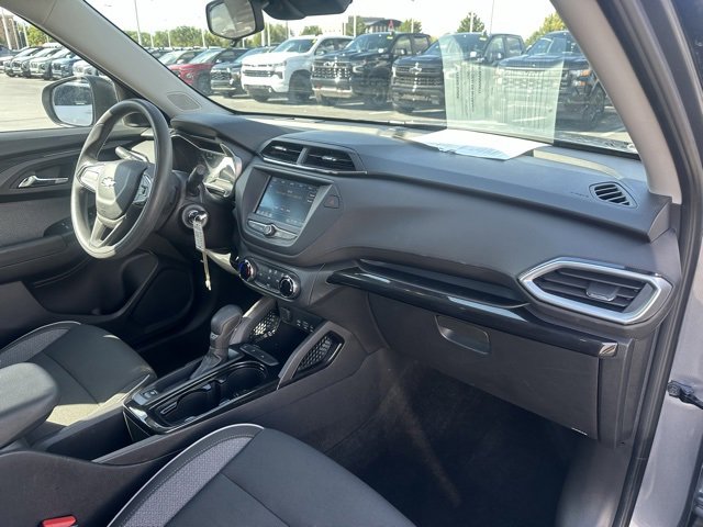 2021 Chevrolet Trailblazer LS photo 17