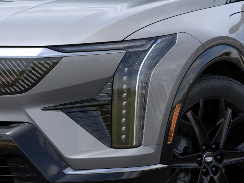 2025 Cadillac Optiq Luxury photo 7