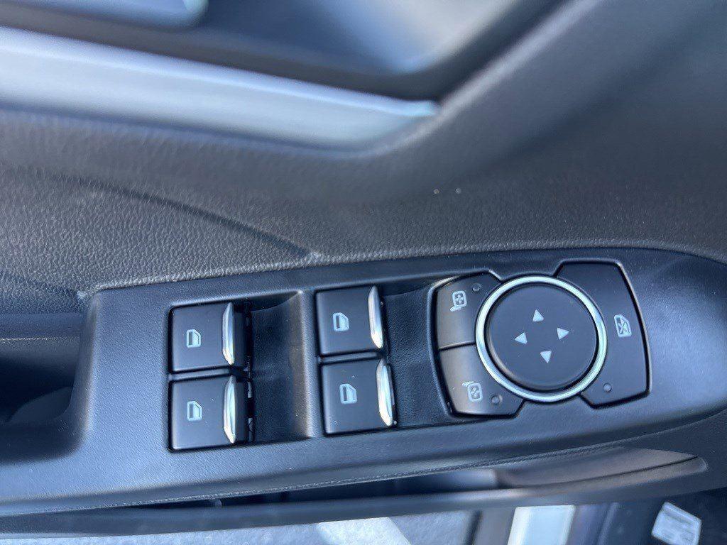 2025 Ford Escape Plug-In Hybrid photo 21